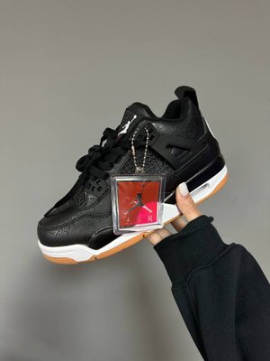 Чоловічі та жіночі кросівки Nike Air Jordan 4 “LASER BLACK GUM” Fur фото
