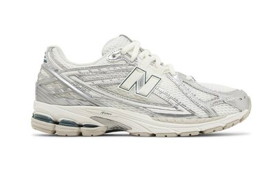 Унісекс кросівки New Balance 1906R Silver Metallic Sea Salt фото