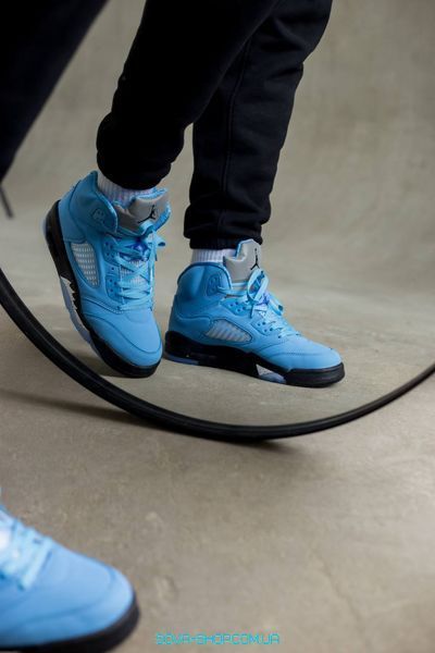 Мужские баскетбольные кроссовки Nike Air Jordan Retro 5 UNC фото