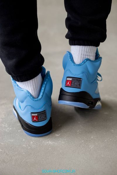 Мужские баскетбольные кроссовки Nike Air Jordan Retro 5 UNC фото
