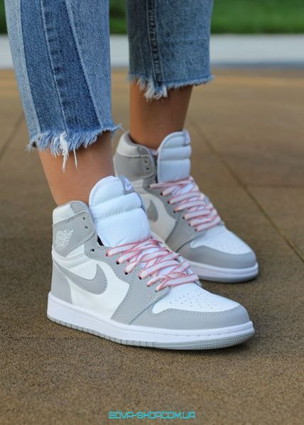 Жіночі баскетбольні кросівки Nike Air Jordan 1 High OG Seafoam фото