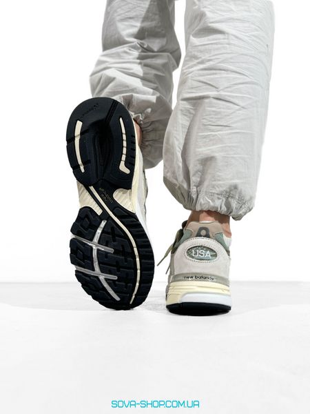 Чоловічі та жіночі кросівки New Balance 993 Beige/Mint/Grey фото