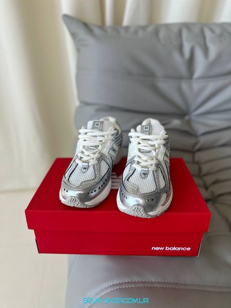 Унісекс кросівки New Balance 1906R Silver Metallic Sea Salt фото