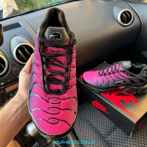 Чоловічі кросівки Nike Air Max Plus TN 'Pink Black Gradient' фото