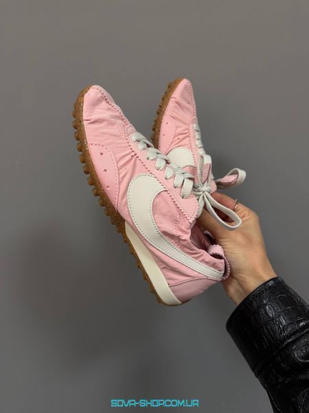 Женские кроссовки Nike Nike x Jacquemus Moon Shoe SP University PINK and Gum Light Brown фото