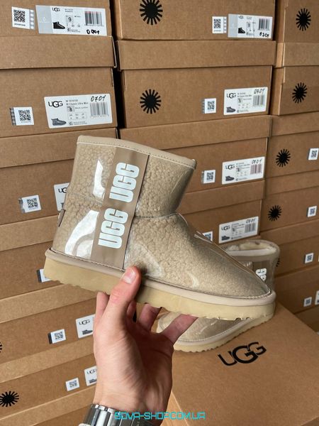 Женские зимние ботинки UGG Classic Clear Mini Brown фото