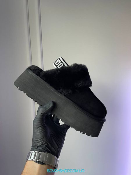 Женские зимние ботинки UGG Funkette Slipper Platform Black Premium фото