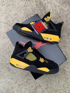 Чоловічі баскетбольні кросівки Nike Air Jordan 4 Thunder Yellow фото