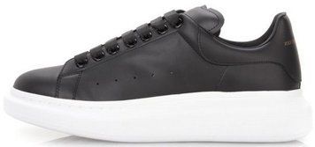 Жіночі кросівки Oversized Sneakers Black|White Alexander McQueen фото