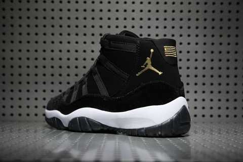 Black velvet hot sale jordans