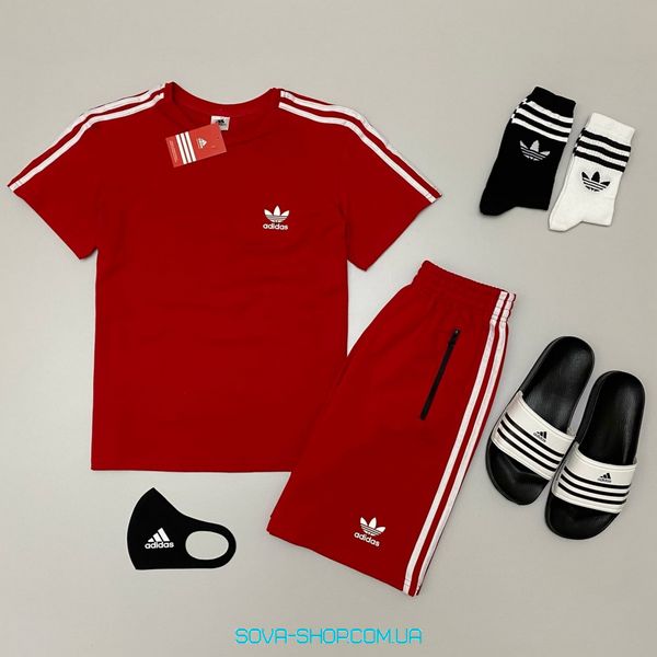 Чоловічий набір: футболка-шорти-тапки-маска-2 пари носків Adidas червоний фото