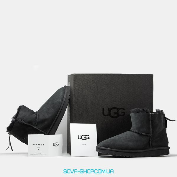 Женские зимние ботинки UGG Classic Mini Zip Black Premium фото