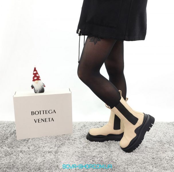 Зимние женские ботинки с мехом Bottega Veneta Beige Black 13030 фото