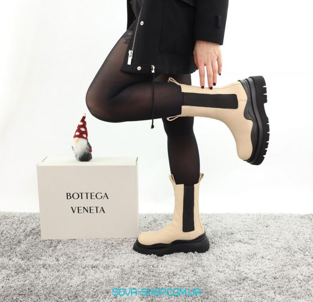 Зимние женские ботинки с мехом Bottega Veneta Beige Black 13030 фото