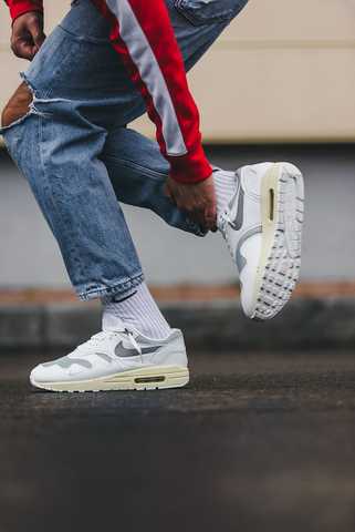 W air clearance max 1