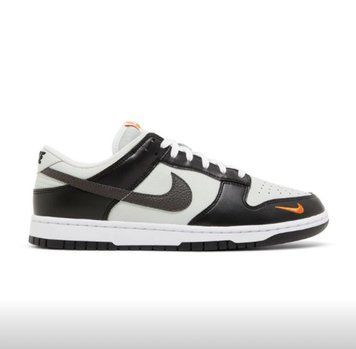 Чоловічі кросівки Nike SB Dunk Low Black Total Orange Mini Swoosh фото