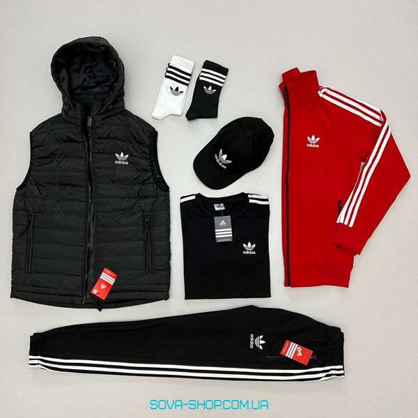 Чоловічий набір Adidas: жилетка-кофта-штани-футболка-кепка (2 пари носків у подарунок) Adidas Чорний з червоним фото