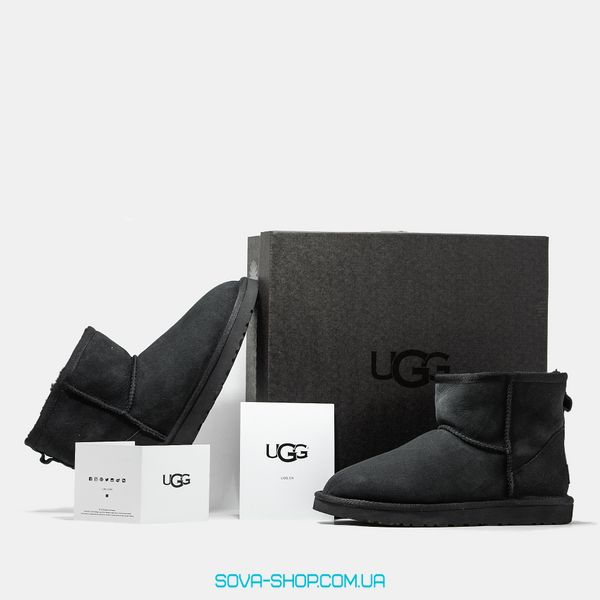 Жіночі та чоловічі зимові ботинки UGG Classic Mini Black Premium фото