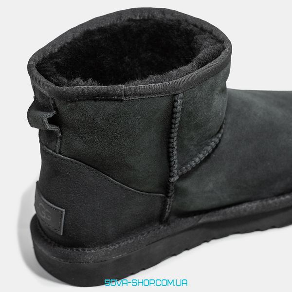 Женские и мужские зимние ботинки UGG Classic Mini Black Premium фото