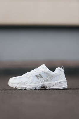 Жіночі кросівки New Balance 530 Full White фото