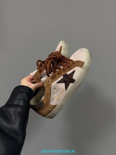 Женские кроссовки GG SUPERSTAR LIGHT BEIGE / BROWN SUEDE Premium фото