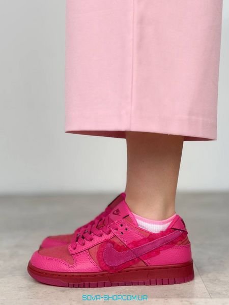 Жіночі баскетбольні кросівки Nike SB Dunk Low "Valentine&rsquo;s Day" фото