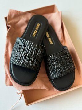 Жіночі шльопанці Miu Miu Slippers Black Premium фото