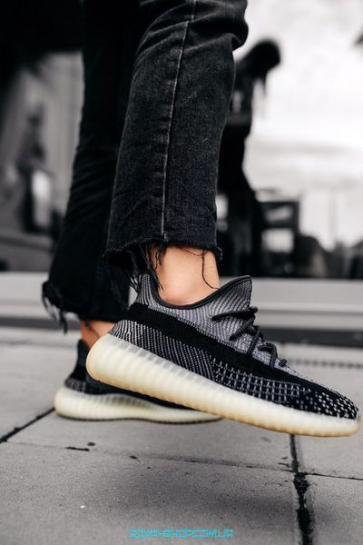 Чоловічі та жіночі кросівки Yeezy Boost 350 v2 Asriel Adidas фото