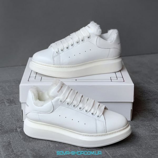 Зимние женские кроссовки Alexander McQueen Oversized Sneakers All White Winter фото