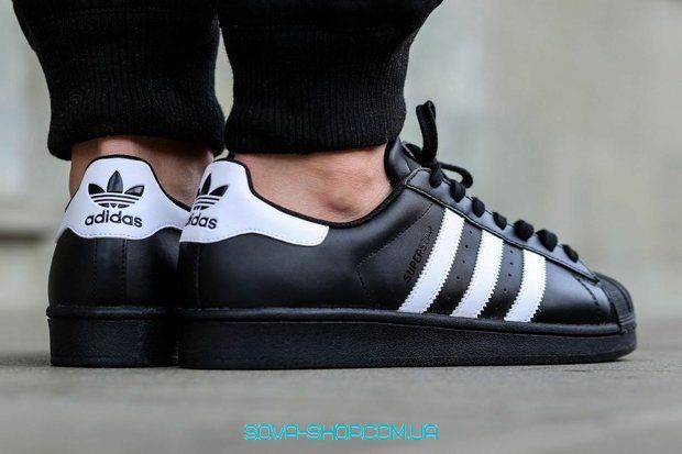 Мужские кроссовки Superstar Black/White Adidas фото