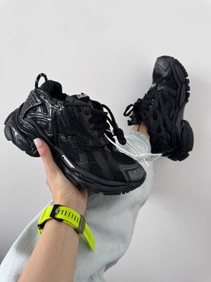 Жіночі кросівки Premium Balenciaga Runner Trainer Black фото