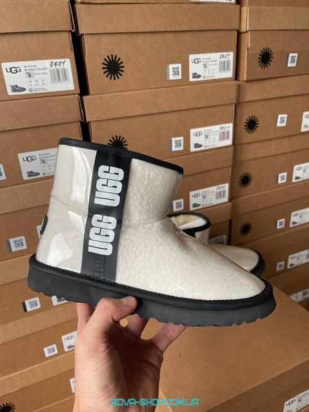 Жіночі зимові ботинки UGG Classic Clear Mini Milk White фото