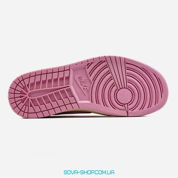 Жіночі баскетбольні кросівки Nike SB Air Jordan 1 Low x Travis Scott Pink фото