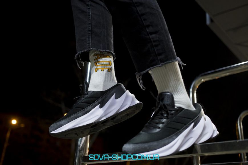 Чоловічі кросівки Adidas Sharks Boost Black White Grey фото