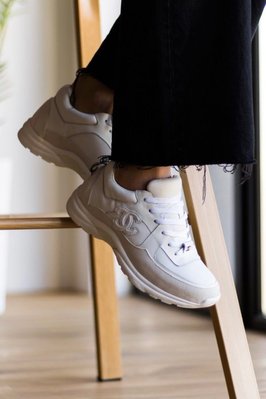 Женские кроссовки Chanel Sneakers White фото