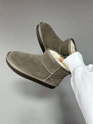 Жіночі зимові ботинки UGG ULTRA MINI COFFEE SUEDE фото