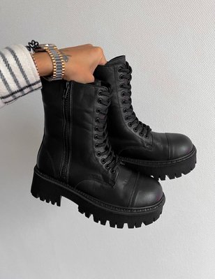 Зимові жіночі черевики з хутром Balenciaga Tractor Black Boots фото