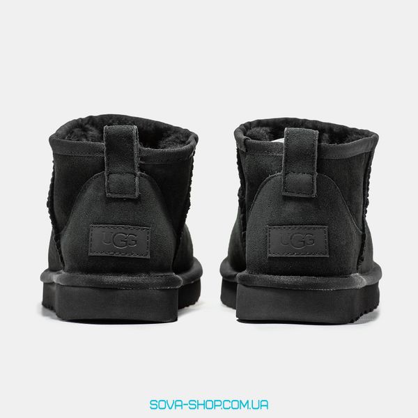 Женские и мужские зимние ботинки UGG Classic Ultra Mini Black Premium фото