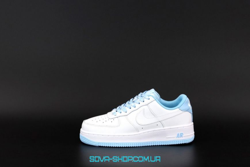 Жіночі кросівки White Light Blue Nike Air Force 1 фото