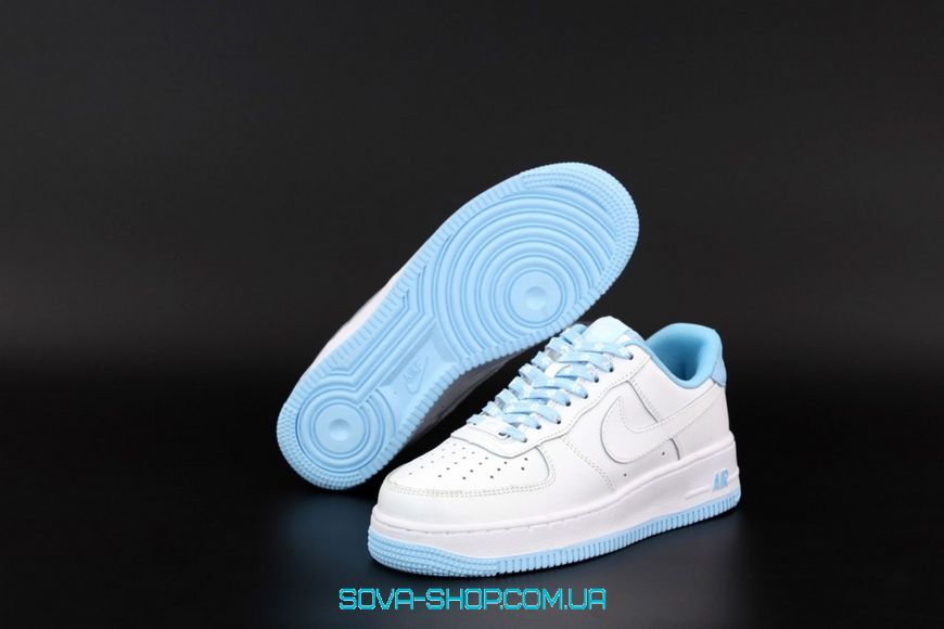 Жіночі кросівки White Light Blue Nike Air Force 1 фото