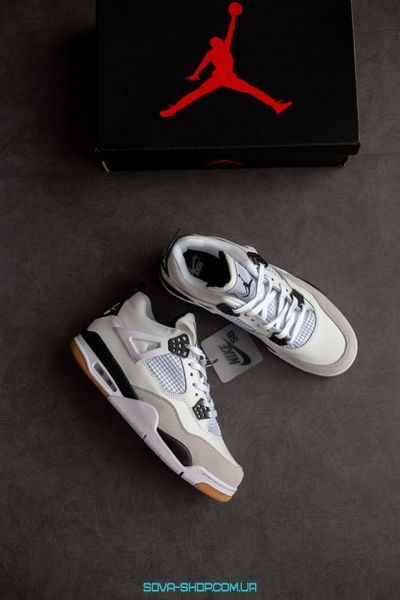 Мужские кроссовки Nike Air Jordan Retro 4 White/Black/Gum фото