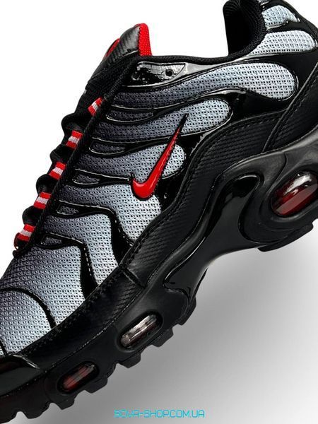 Чоловічі кросівки Nike Air Max Plus Black Gradient Red фото