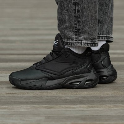 Чоловічі кросівки Nike Air Jordan Max Aura 4 All Black фото