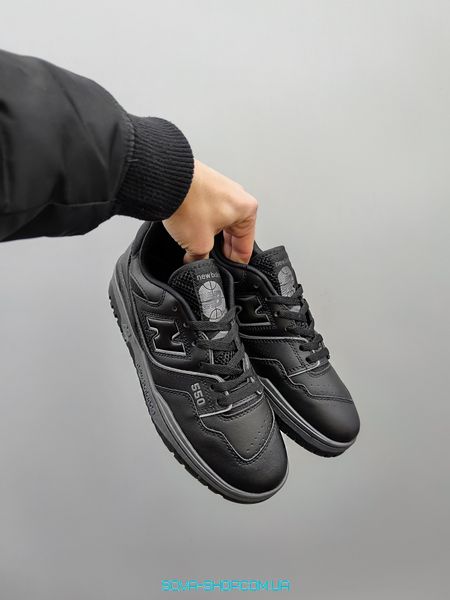 Чоловічі кросівки New Balance 550 All Black фото