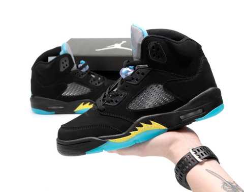 Jordan 5 black store yellow