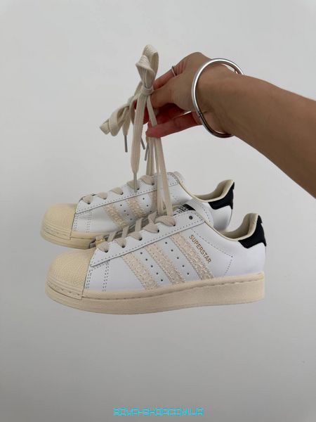 Жіночі кросівки Adidas Superstar 2W White Beige Logo фото