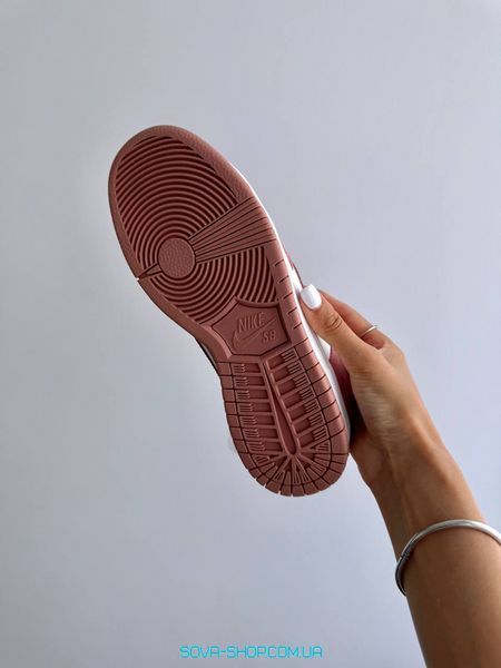 Жіночі кросівки Nike SB Dunk Low PINK SUEDE фото