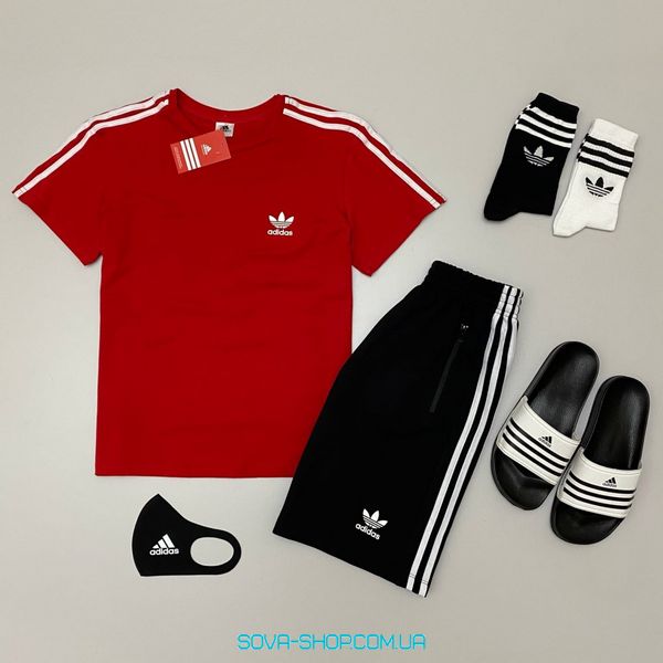 Чоловічий набір: футболка-шорти-тапки-маска-2 пари носків Adidas червоно-чорний фото