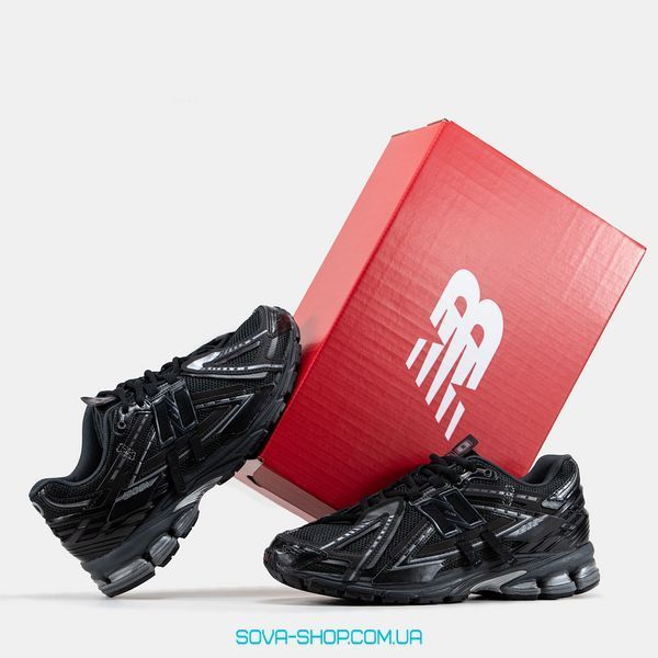 Чоловічі кросівки New Balance 1906A Metalic Black Silver фото