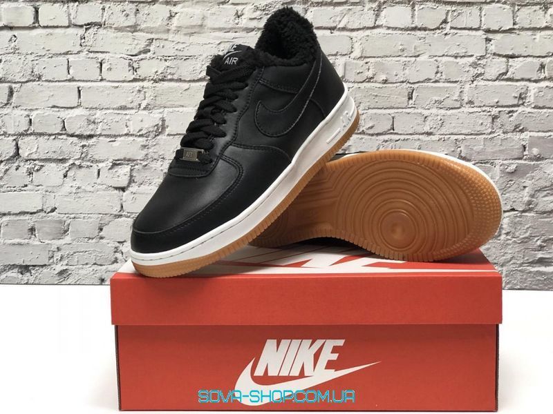 Зимові чоловічі кросівки Black White Gum шкіра "З ХУТРОМ" Nike Air Force 1 фото